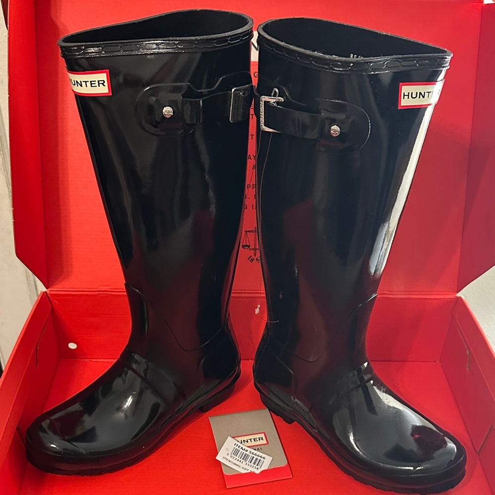 Hunter Women's Glossy Black Rain Boots